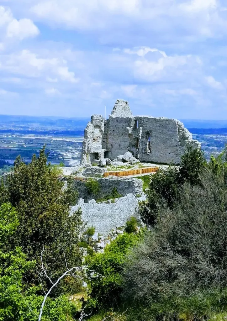 Château de Crussol en Ardèche - Rhône Crussol Tourisme